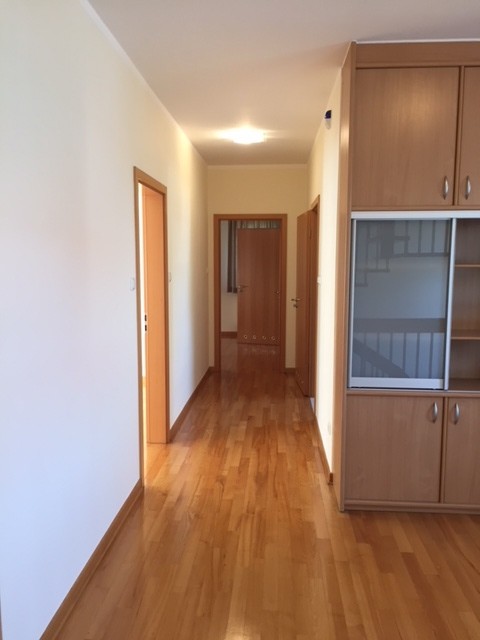 House for Sale, Piaseczyński Konstancin-Jeziorna Bielawa, ul. Berezowskiej 111911994