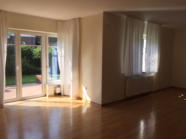 House for Sale, Piaseczyński Konstancin-Jeziorna Bielawa, ul. Berezowskiej 111911999